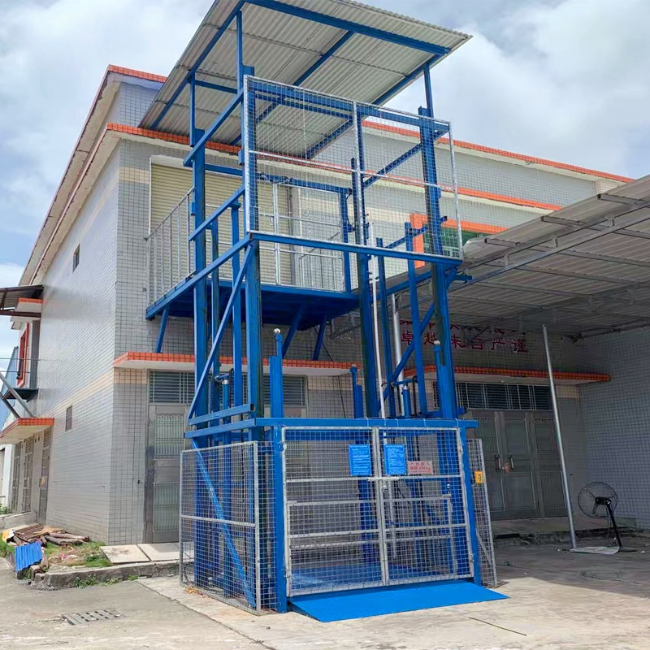 浙江建材厂室外升降货梯安装